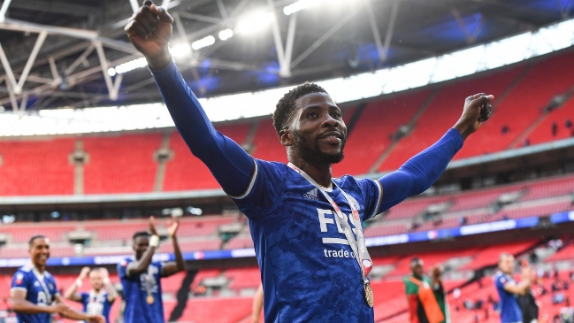 Kelechi Iheanacho le dio a Leicester la Community Shield ante su ex club Manchester City