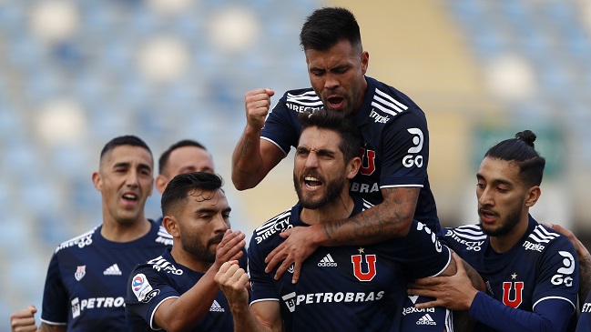 Joaquín Larrivey marcó de penal y puso en ventaja a la U sobre O’Higgins