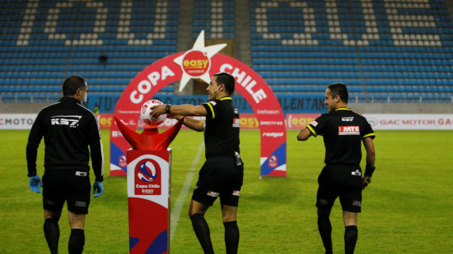Árbitros chilenos se rehúsan a la llegada de sus colegas brasileños al fútbol de nuestro país