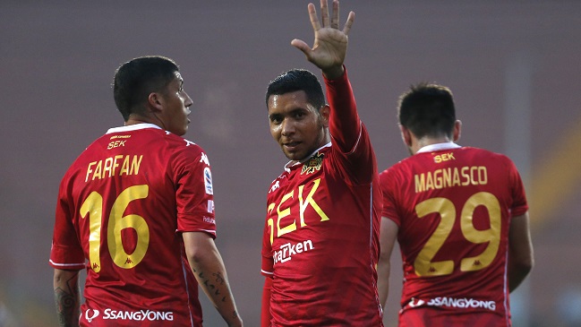 Cristian Palacios volvió a marcar y estiró la ventaja de Unión Española sobre Ñublense