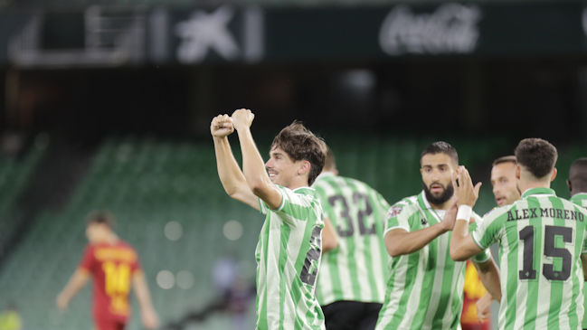 Betis de Manuel Pellegrini aplastó a la Roma de Mourinho en el cierre de su pretemporada