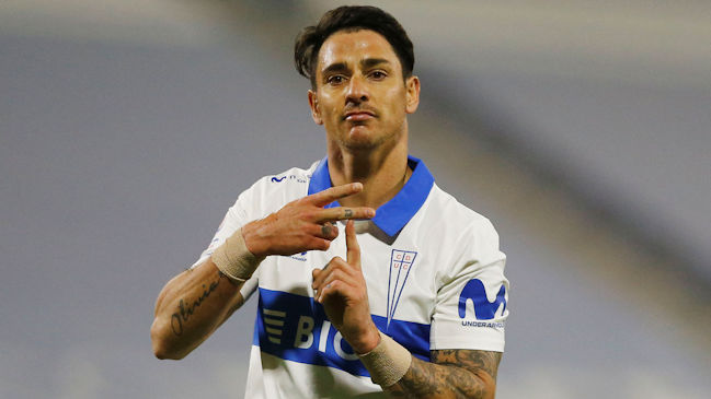 Fernando Zampedri definió con sutileza y dio vuelta el marcador para la UC ante La Serena