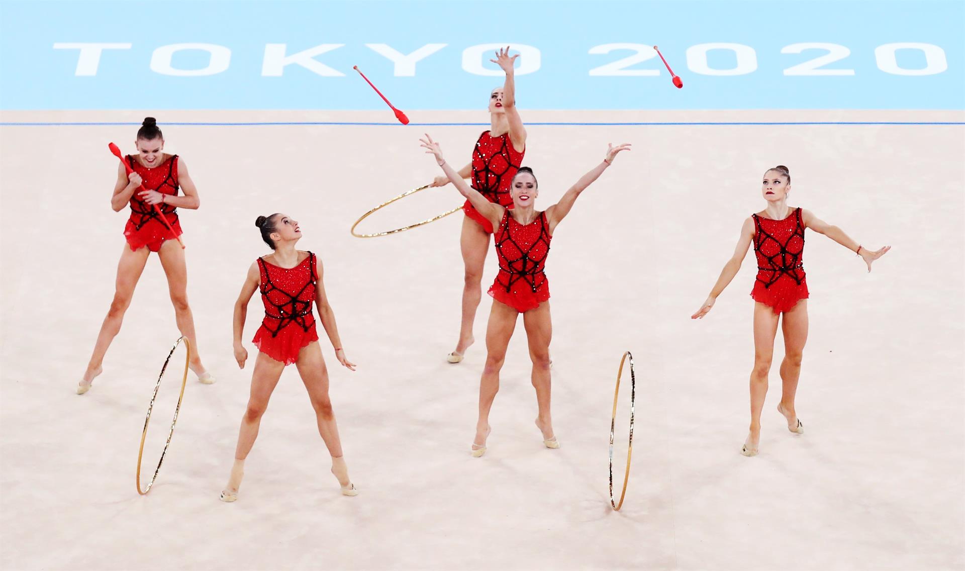 Bulgaria cortó la hegemonía rusa y le quitó el oro olímpico en la gimnasia rítmica