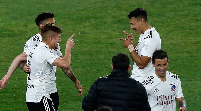 “Chilealbo”: El análisis de la victoria ante Curicó que llevó a Colo Colo a lo más alto en el torneo