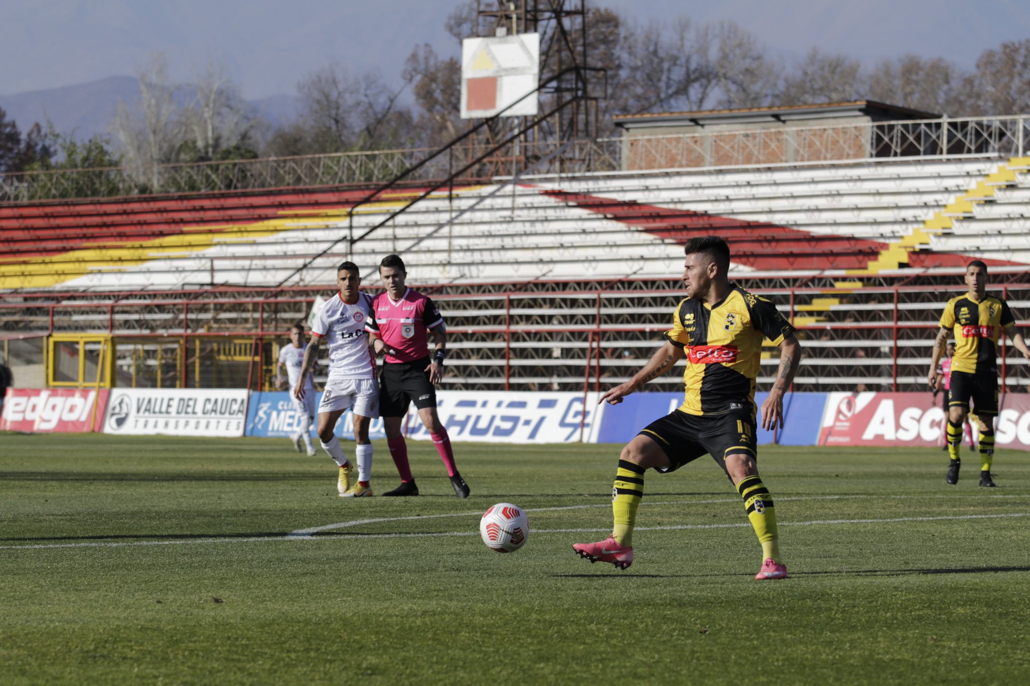 Coquimbo Unido salvó un empate ante San Felipe y se mantuvo en la parte alta de la Primera B