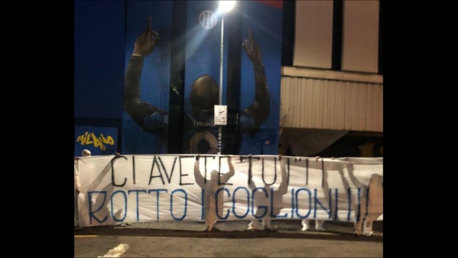 Hinchas de Inter vandalizaron mural dedicado a Lukaku por su paso a Chelsea