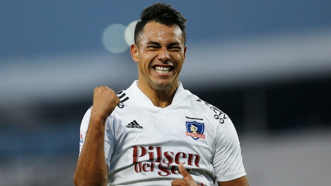 Iván Morales: Me siento el “9” de Colo Colo y si viene otro, no se la voy a hacer fácil