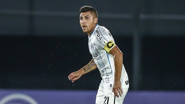 César Pinares fichó en Altay Spor del fútbol turco