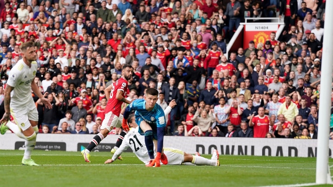 Bruno Fernandes comandó con un triplete el triunfo del United ante el Leeds de Bielsa