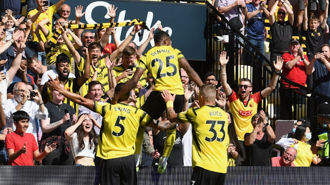 Watford de Francisco Sierralta se estrenó en la Premier con sólido triunfo sobre Aston Villa