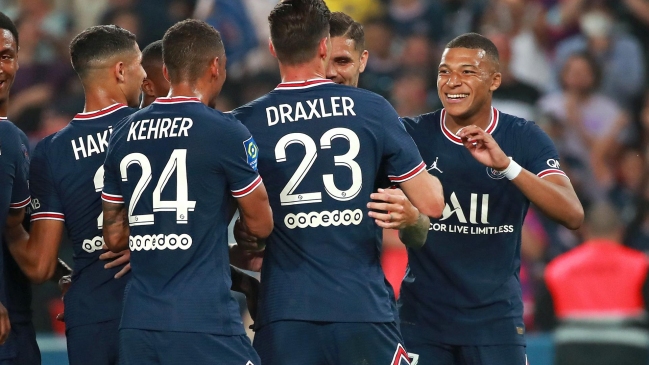 PSG derrotó con claridad a Estrasburgo y festejó con Messi en las gradas