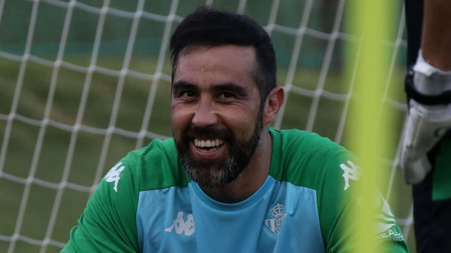 Claudio Bravo por suplencia en Betis: Hago algo que no se olvida en dos meses