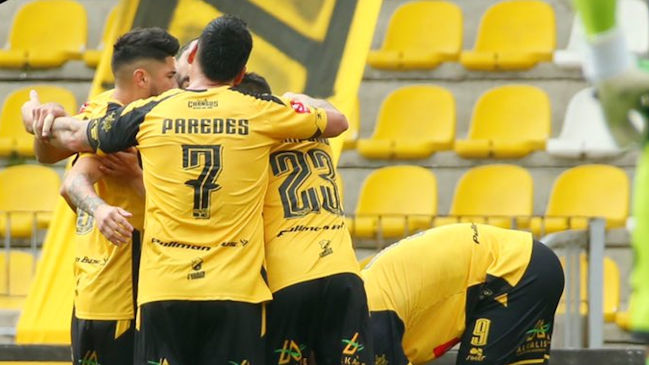 Coquimbo Unido se afirmó como escolta en el Ascenso tras doblegar a Fernández Vial