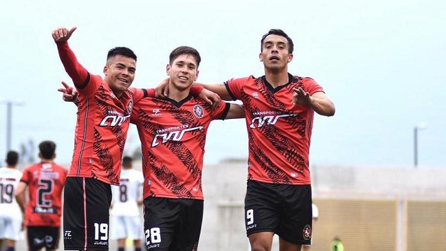 Limache festejó ante Recoleta y sigue en la parte alta de la Segunda División