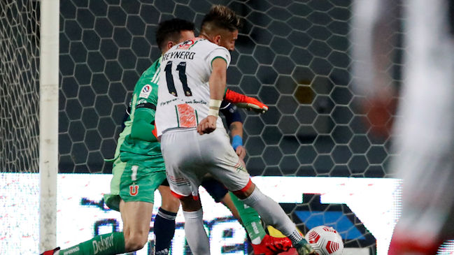 Felipe Reynero liquidó de contragolpe y le dio el triunfo a Cobresal sobre Universidad de Chile