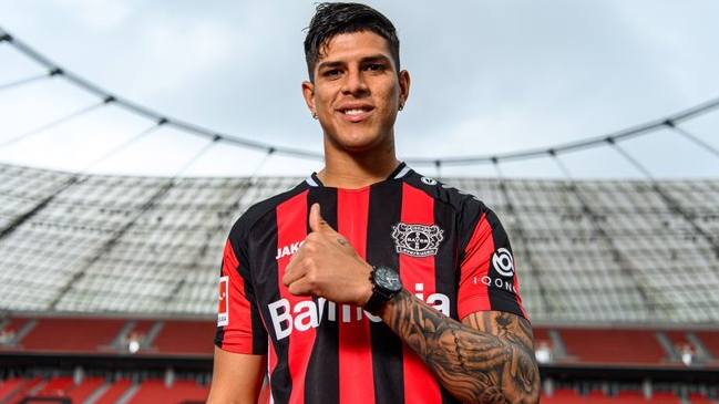 Bayer Leverkusen fichó al ecuatoriano Piero Hincapie hasta 2026