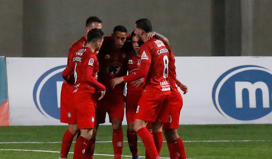 Volante de Unión La Calera: El trabajo de cada día nos hace estar en la cima