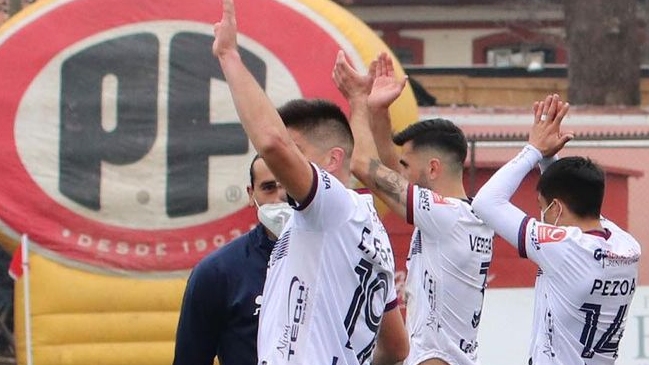“Lado B”: Santa Cruz lidera en exclusiva el Ascenso y Limache e Independiente dominan en Segunda
