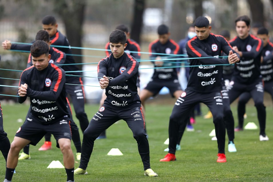 La Roja sub 20 tuvo nueva jornada de entrenamientos bajo las órdenes de Patricio Ormazábal