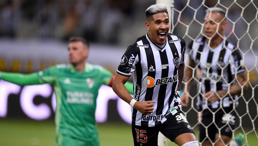 El espectacular golazo de Matías Zaracho que adelantó a Atlético Mineiro ante River Plate