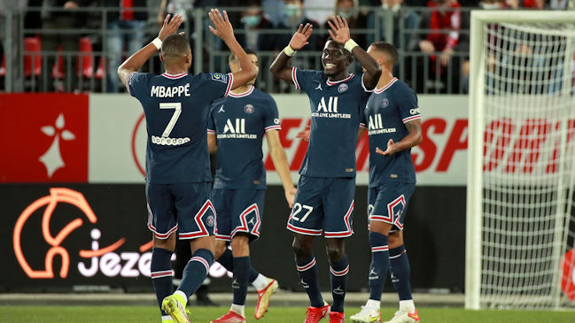 Idrissa Gueye deslumbró con golazo en victoria de PSG sobre Stade Brestois