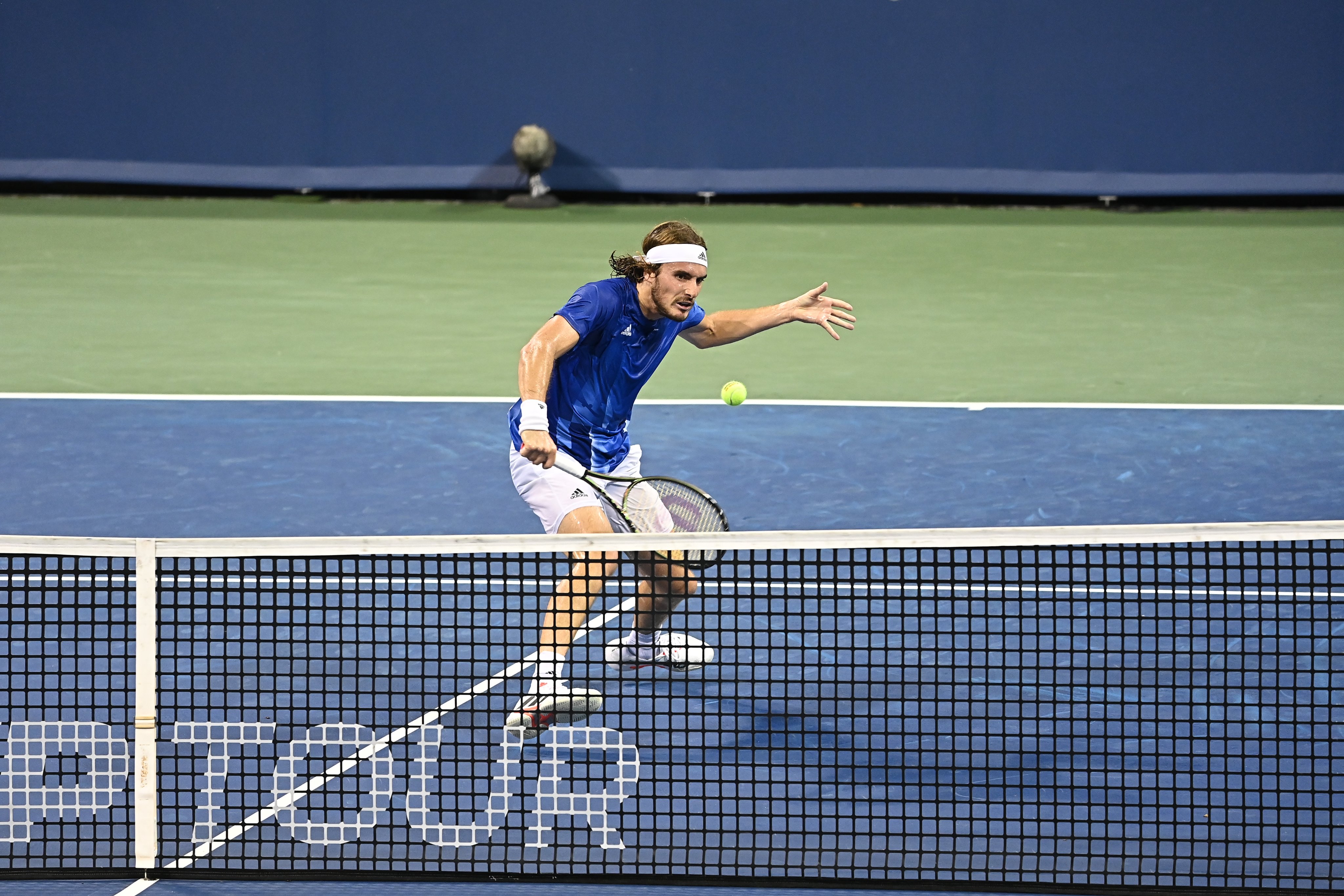 Stefanos Tsitsipas derribó a Auger-Aliassime y se citó con Zverev en semifinales de Cincinnati