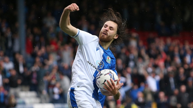 ¡Está encendido! Ben Brereton marcó un gol en la derrota de Blackburn Rovers en la Championship