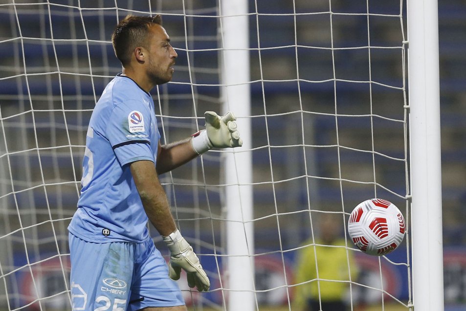 La alineación titular de la UC para reencontrarse con la victoria frente a Everton