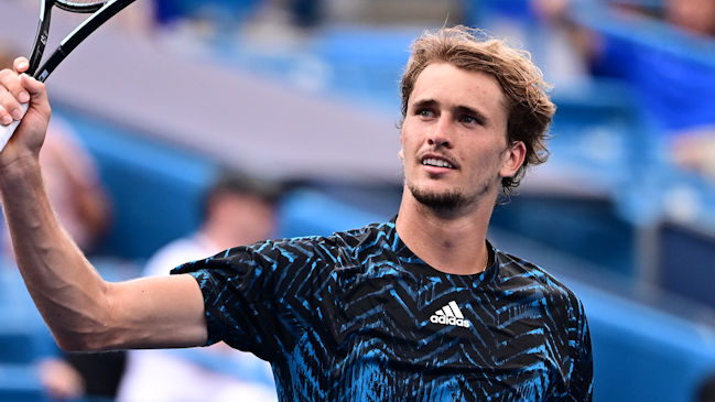 Alexander Zverev accedió a la final del Masters de Cincinnati tras imponerse a Stefanos Tsitsipas
