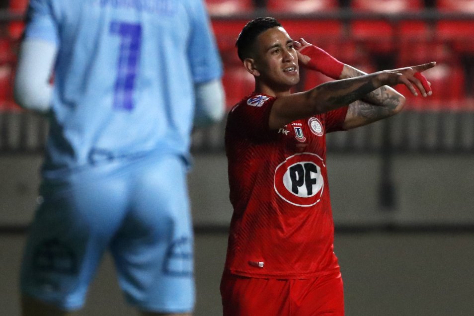 Joaquín Larrivey encabeza la tabla de goleadores de la primera rueda del torneo