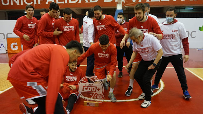 CD Valdivia alzó el título de la Conferencia Sur de la Liga Nacional tras vencer a Las Animas