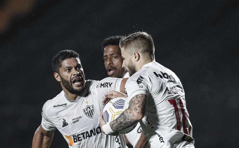 Atlético Mineiro de Eduardo Vargas rescató empate con Fluminense en el Maracaná