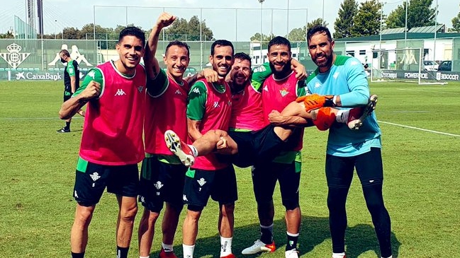 Claudio Bravo entró en modo “invicto y ganador” tras su llamado a la Roja