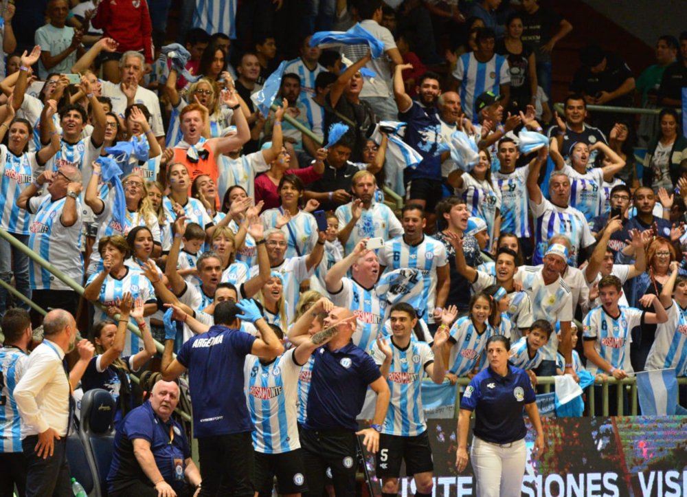 El Público volverá al estadio en Argentina en partido contra Bolivia