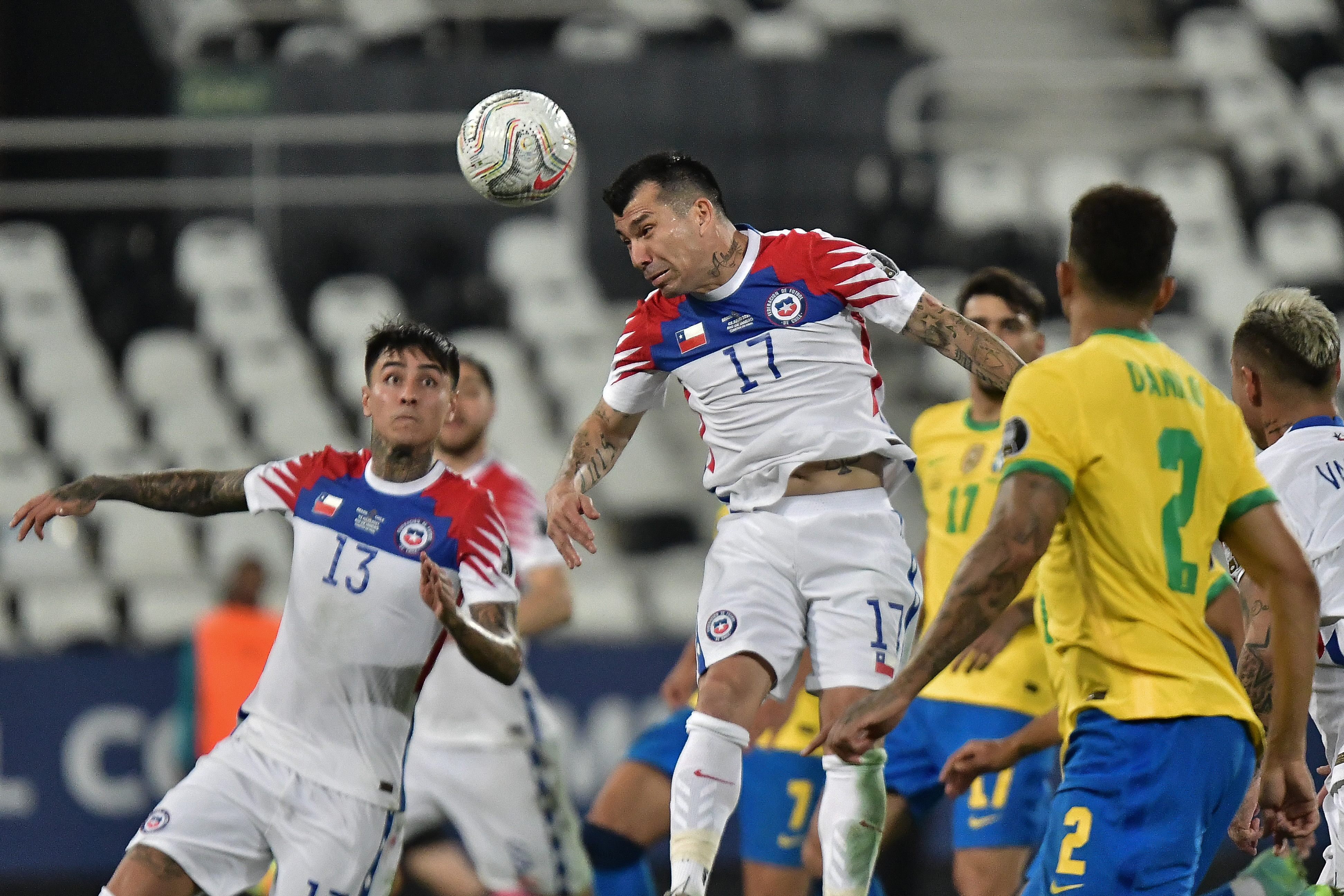 Fabián Estay: Chile puede competir y ganar ante Brasil