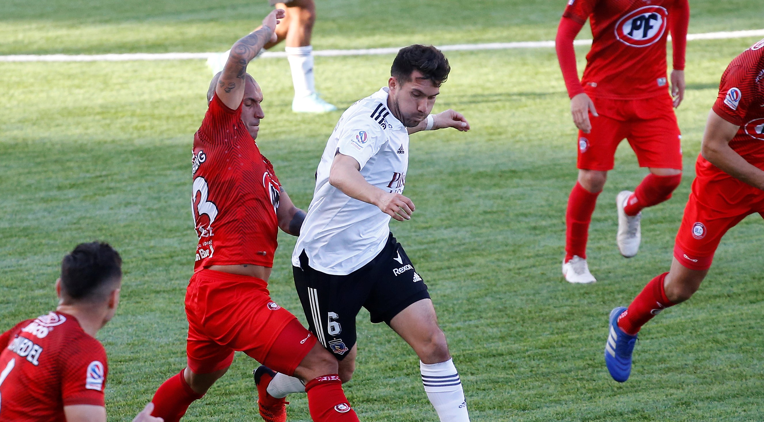 “Chilealbo”: Un empate con La Calera privó a Colo Colo de escaparse en la cima