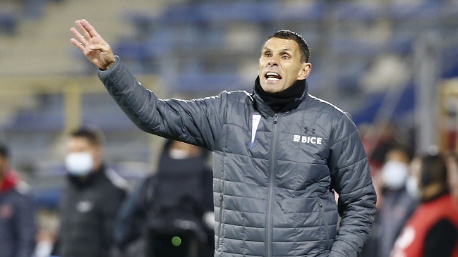 Gustavo Poyet: “Mi sensación es que falta algo y el responsable soy yo”