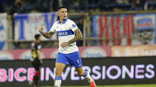 La UC despertó ante Ñublense con gol de Tomás Asta-Buruaga