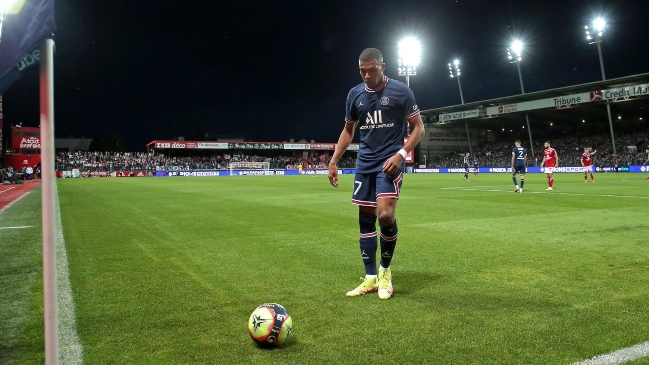 Kylian Mbappé rechazó millonaria oferta para continuar en PSG
