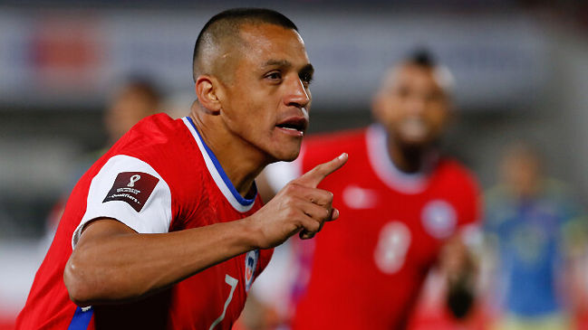 Alexis Sánchez sintonizó la paliza que Manchester City le propinó a Arsenal