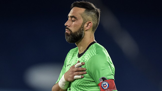 Claudio Bravo confirmó que se sumará a la Roja: “Es un orgullo y privilegio, siempre estaré”