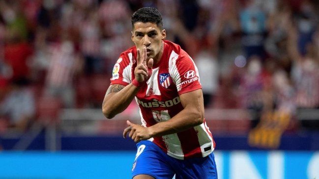 Luis Suárez será sometido a exámenes por fuertes molestias en la pierna izquierda