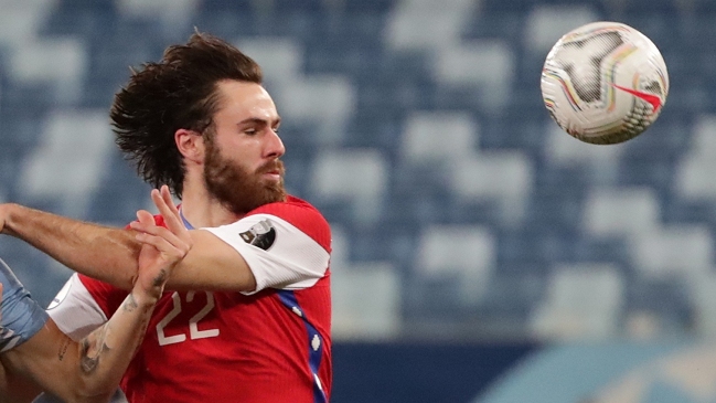 La Roja aún espera autorización para contar con Sierralta y Brereton