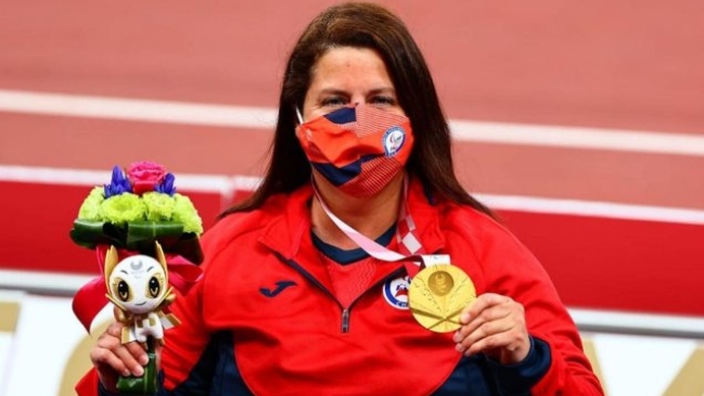 Los Juegos soñados de Francisca Mardones: oro, récord, abanderada y con Barbie propia