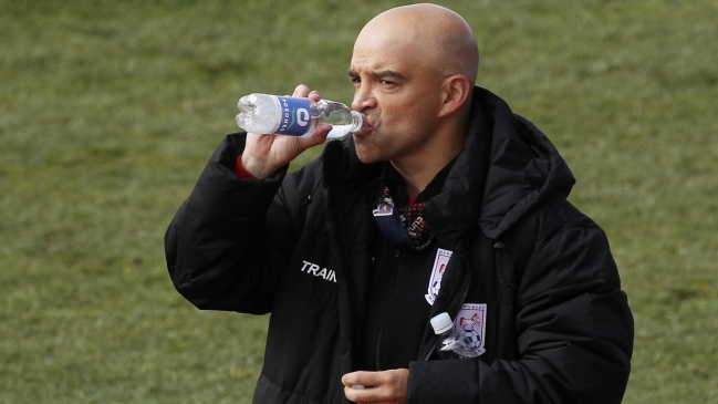 John Armijo dejó de ser el técnico de Deportes Melipilla