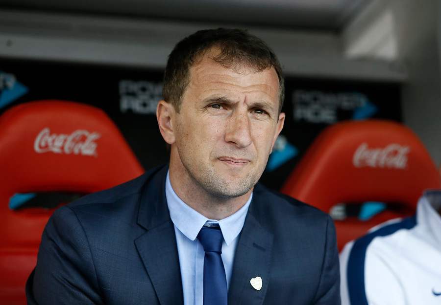 Los candidatos de la UC para reemplazar a Gustavo Poyet como entrenador