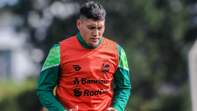 Nicolás Castillo fue presentado en Juventude: No veo la hora de debutar y ser un aporte