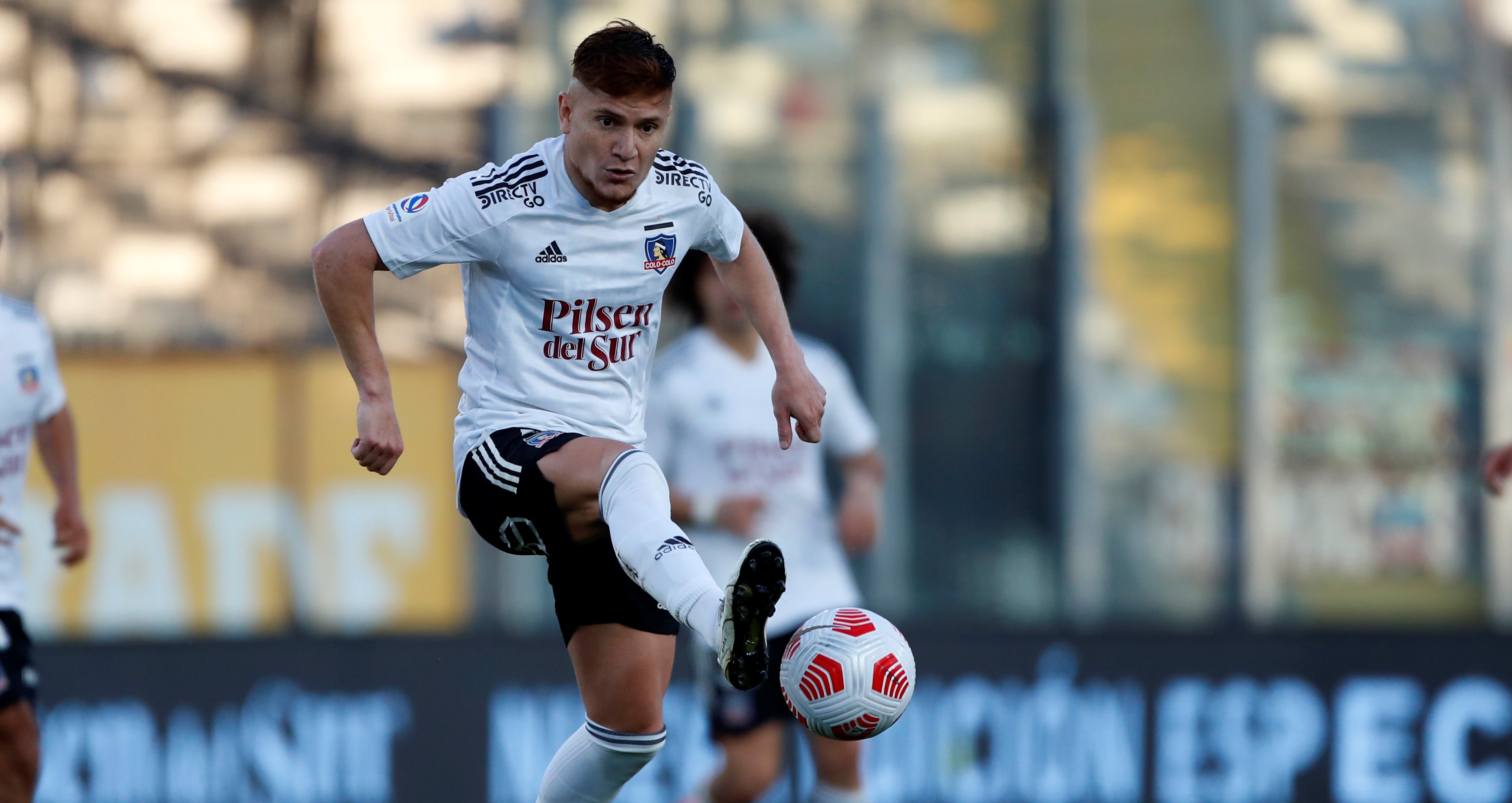 Leonardo Gil reveló que pudo ir a la UC y a U. de Chile antes que a Colo Colo