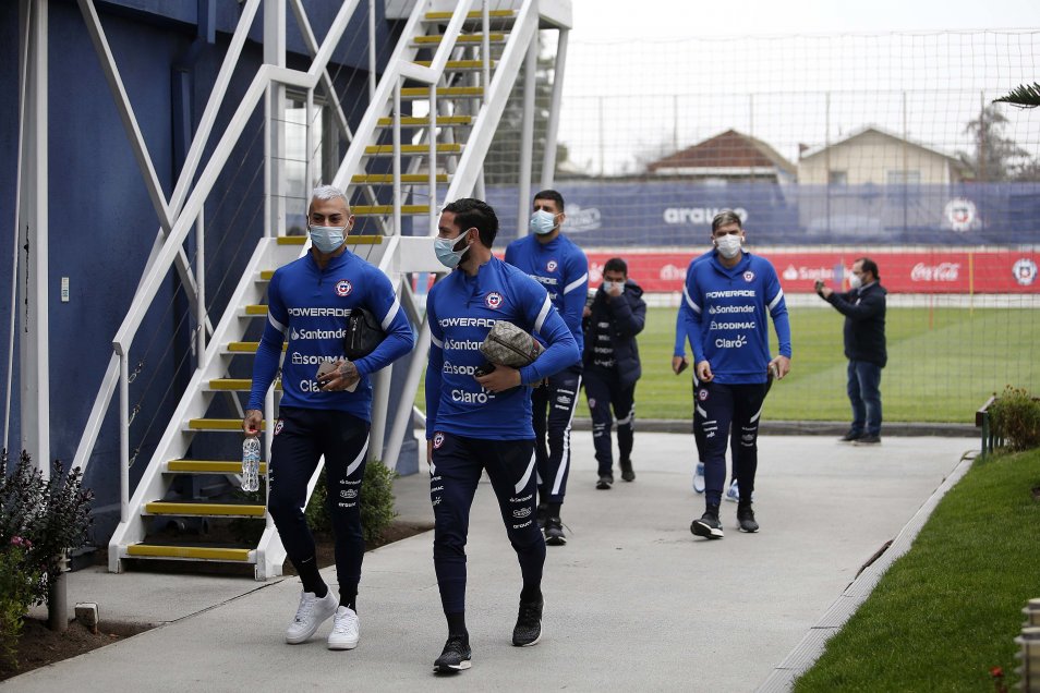 La Roja vivió un nuevo entrenamiento con miras al crucial duelo ante Brasil por Clasificatorias