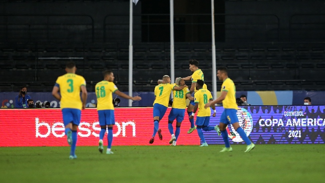Tite tiene una duda en ofensiva de cara al duelo ante Chile